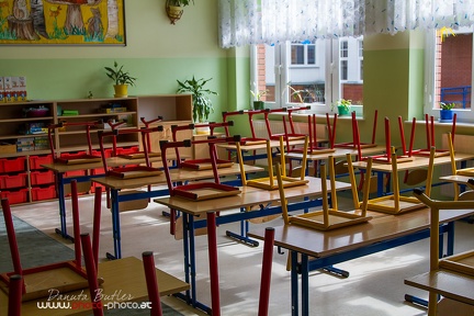 Szkoła w Łazach